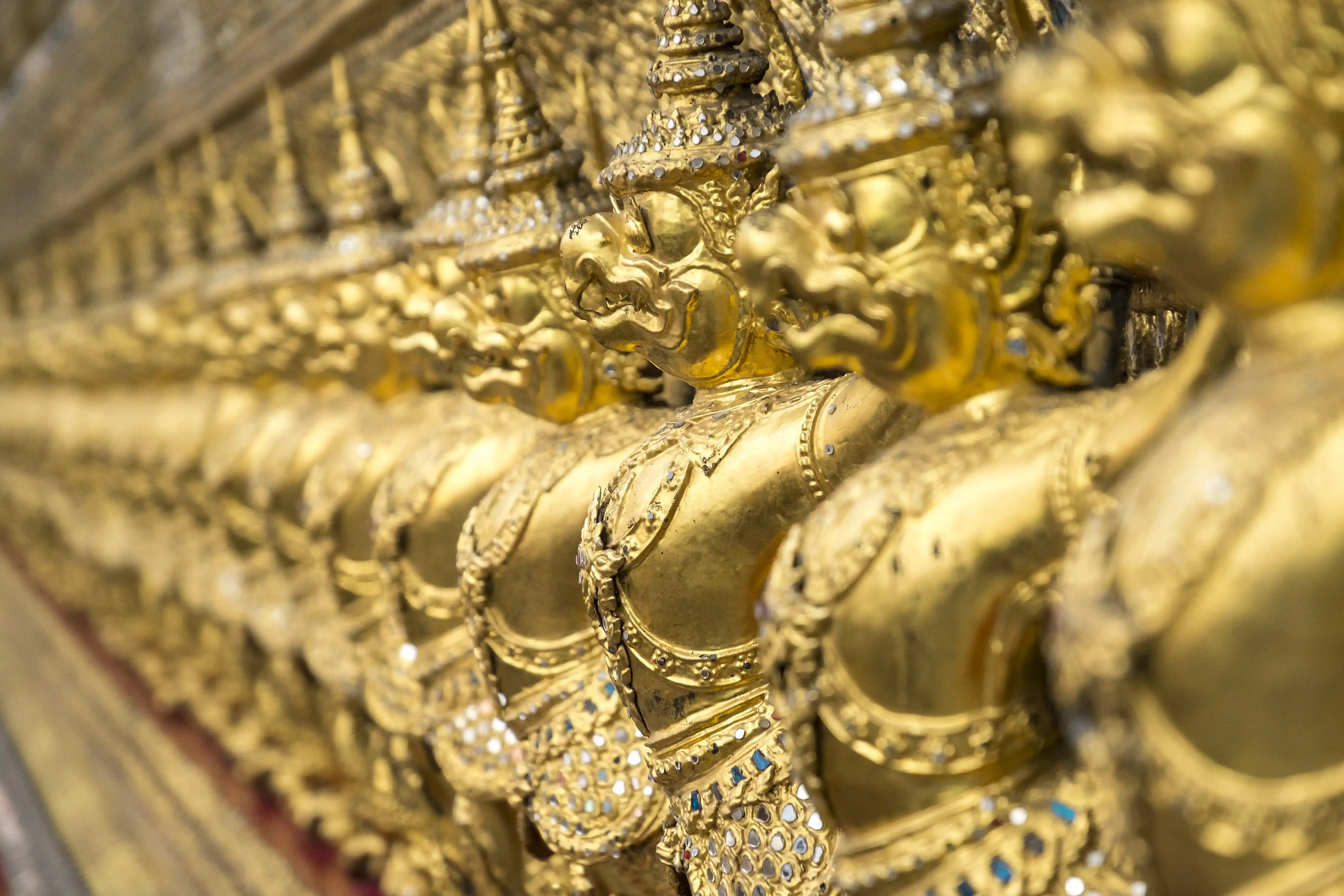 historical value of gold in sri lanka